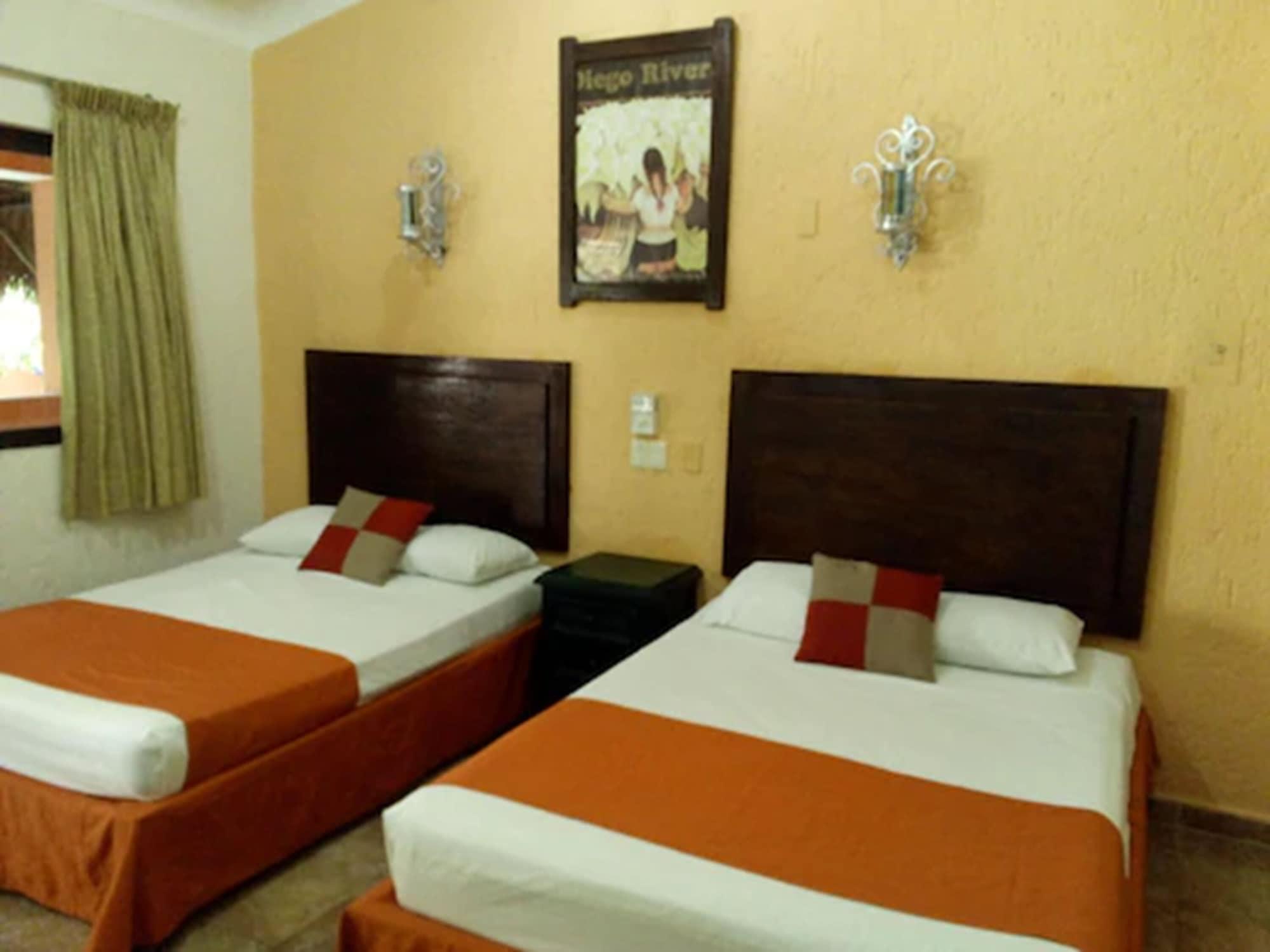 Costa Del Mar Hotel Playa del Carmen Exterior photo